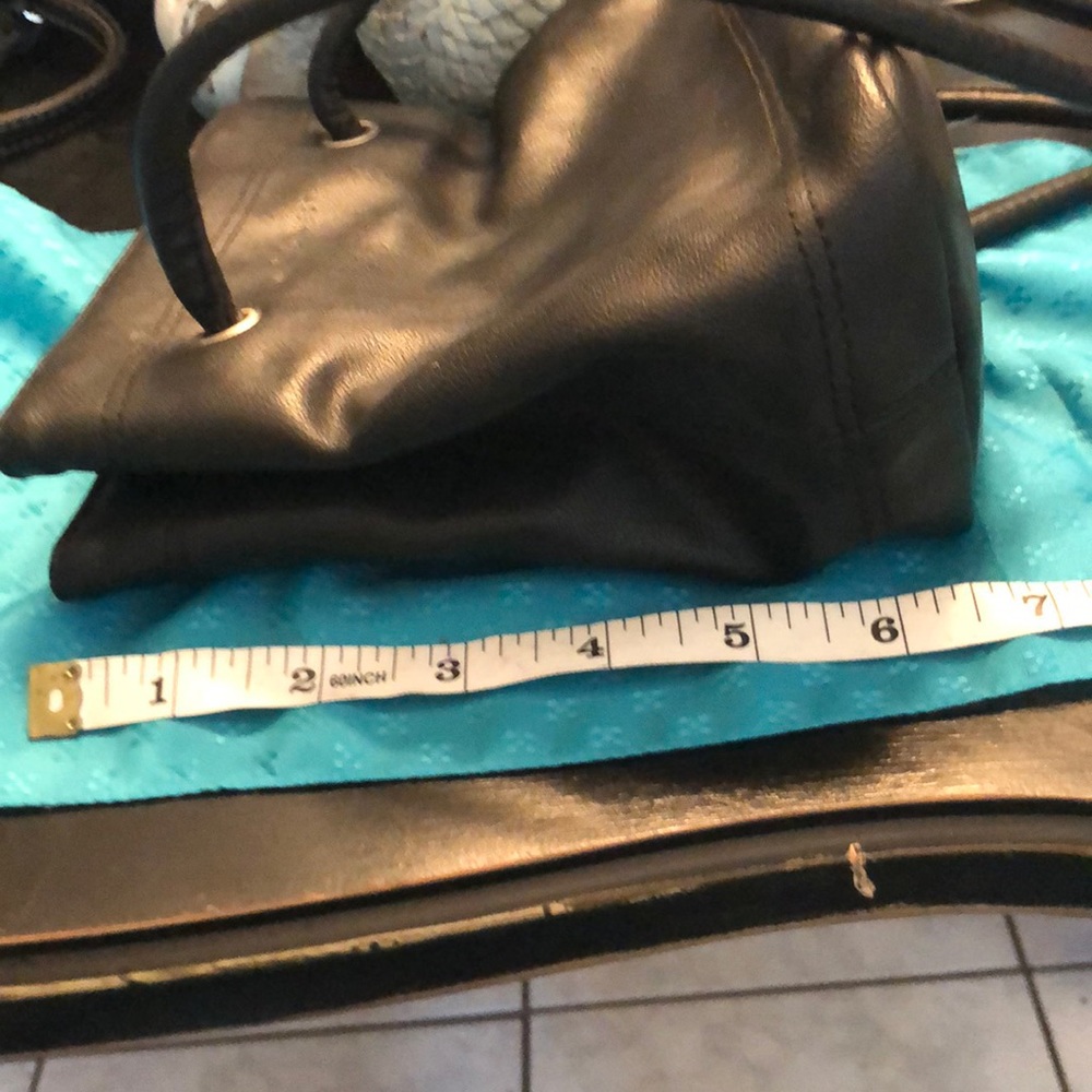 Small Black Shoulder Bag - Picture 7 of 7